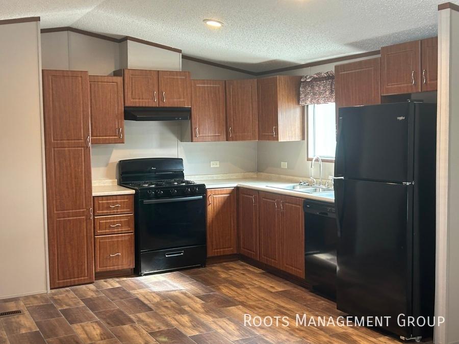 https://cdn.rentalbeast.com/listings/SHOWMOJO-1f3ce320db-1.jpg.rbm
