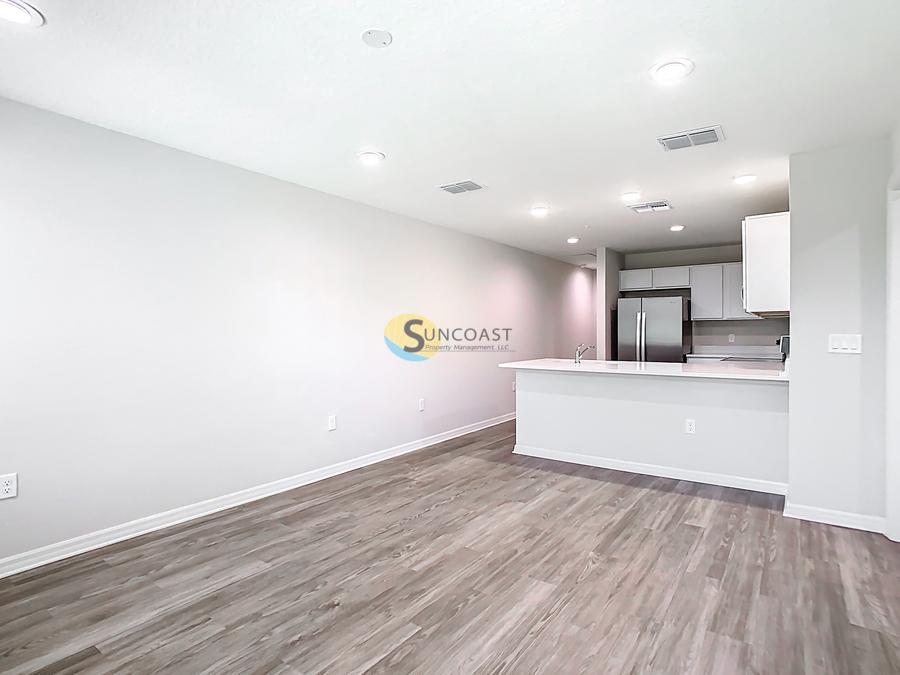 https://cdn.rentalbeast.com/listings/SHOWMOJO-640dcba0d1-2.jpg.rbm