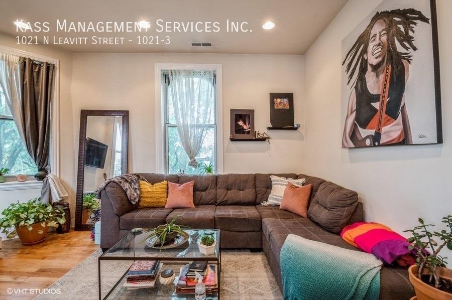 https://cdn.rentalbeast.com/listings/SHOWMOJO-773dbd90e4-3.jpg.rbm