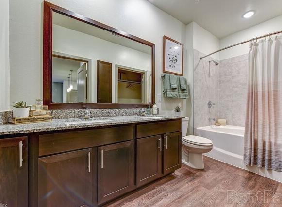 https://cdn.rentalbeast.com/listings/SHOWMOJO-792bee40d8-3.jpg.rbm