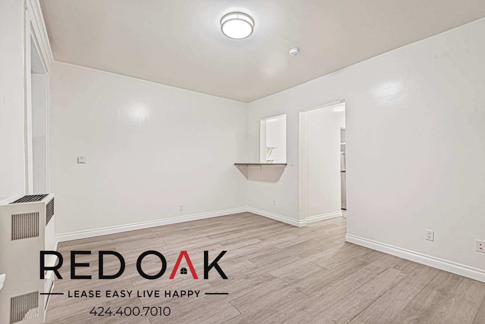 692 Valencia St #205 - 1,295USD / month