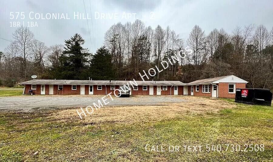 575 Colonial Hill Drive Apt #2, Bassett, VA - 625 USD/ month