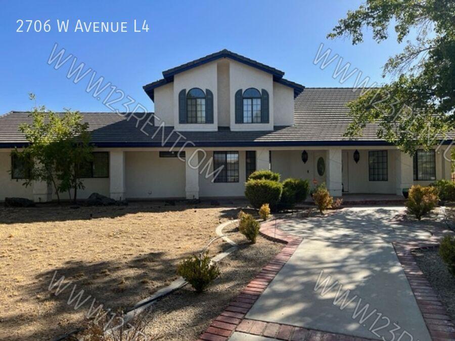 https://cdn.rentalbeast.com/listings/SHOWMOJO-84d3fae081-0.jpg.rbm