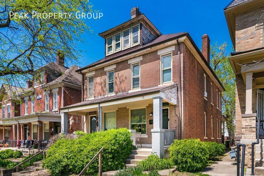 https://cdn.rentalbeast.com/listings/SHOWMOJO-8bd6910022-3.jpg.rbm