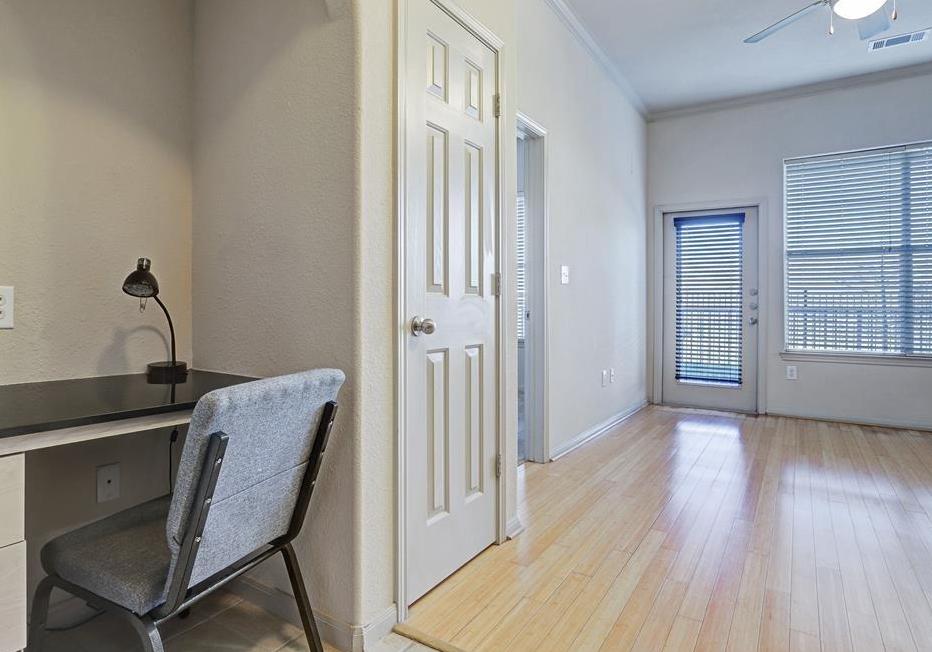 https://cdn.rentalbeast.com/listings/SHOWMOJO-8db86d70dd-2.jpg.rbm