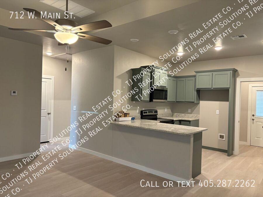https://cdn.rentalbeast.com/listings/SHOWMOJO-93577640d3-3.jpg.rbm