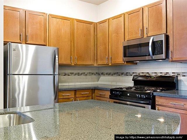 https://cdn.rentalbeast.com/listings/SHOWMOJO-94790490e7-3.jpg.rbm