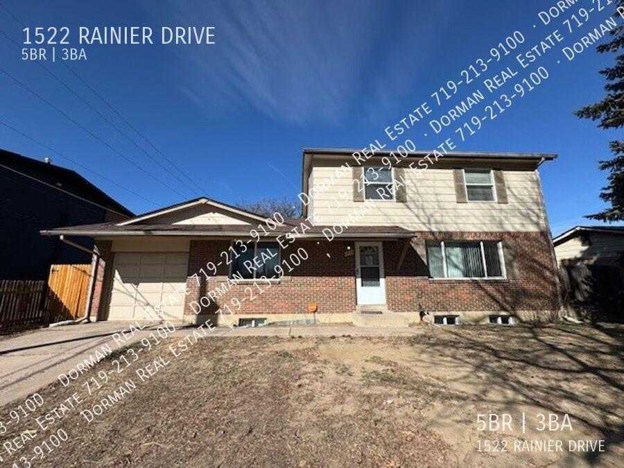 1522 Rainier Drive - 2,495USD / month