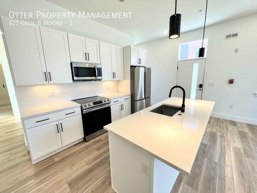 https://cdn.rentalbeast.com/listings/SHOWMOJO-a0ec391015-2.jpg.rbm