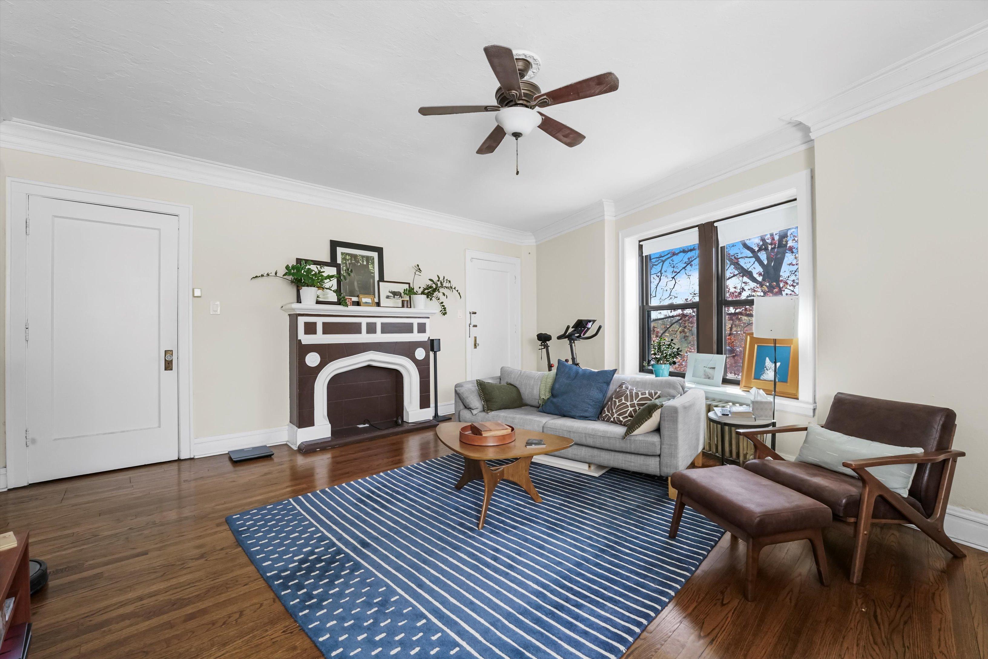 28 Lawton Rd #2 - 1,345USD / month