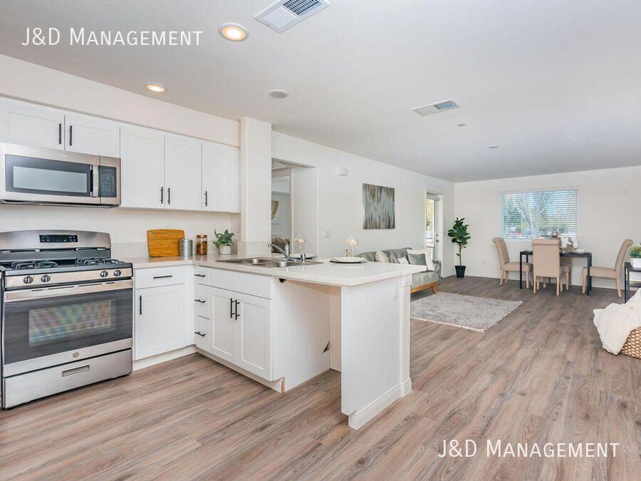 7484 Mesa College Drive #206, San Diego, CA - 2,895 USD/ month