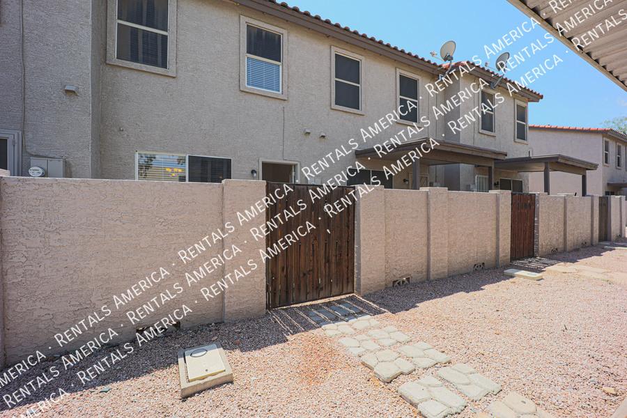 https://cdn.rentalbeast.com/listings/SHOWMOJO-b4c344e0e4-2.jpg.rbm
