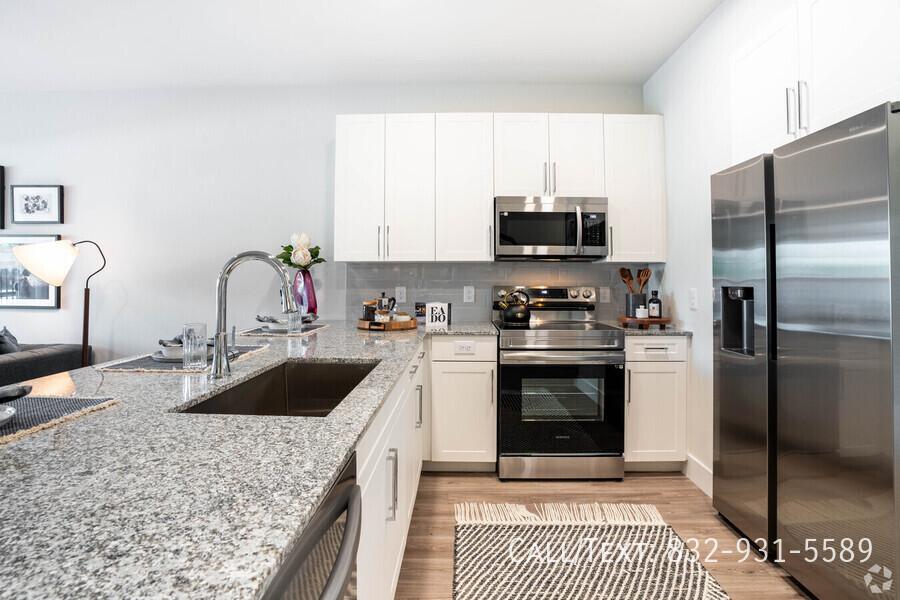 https://cdn.rentalbeast.com/listings/SHOWMOJO-cc96f9b0bc-1.jpg.rbm