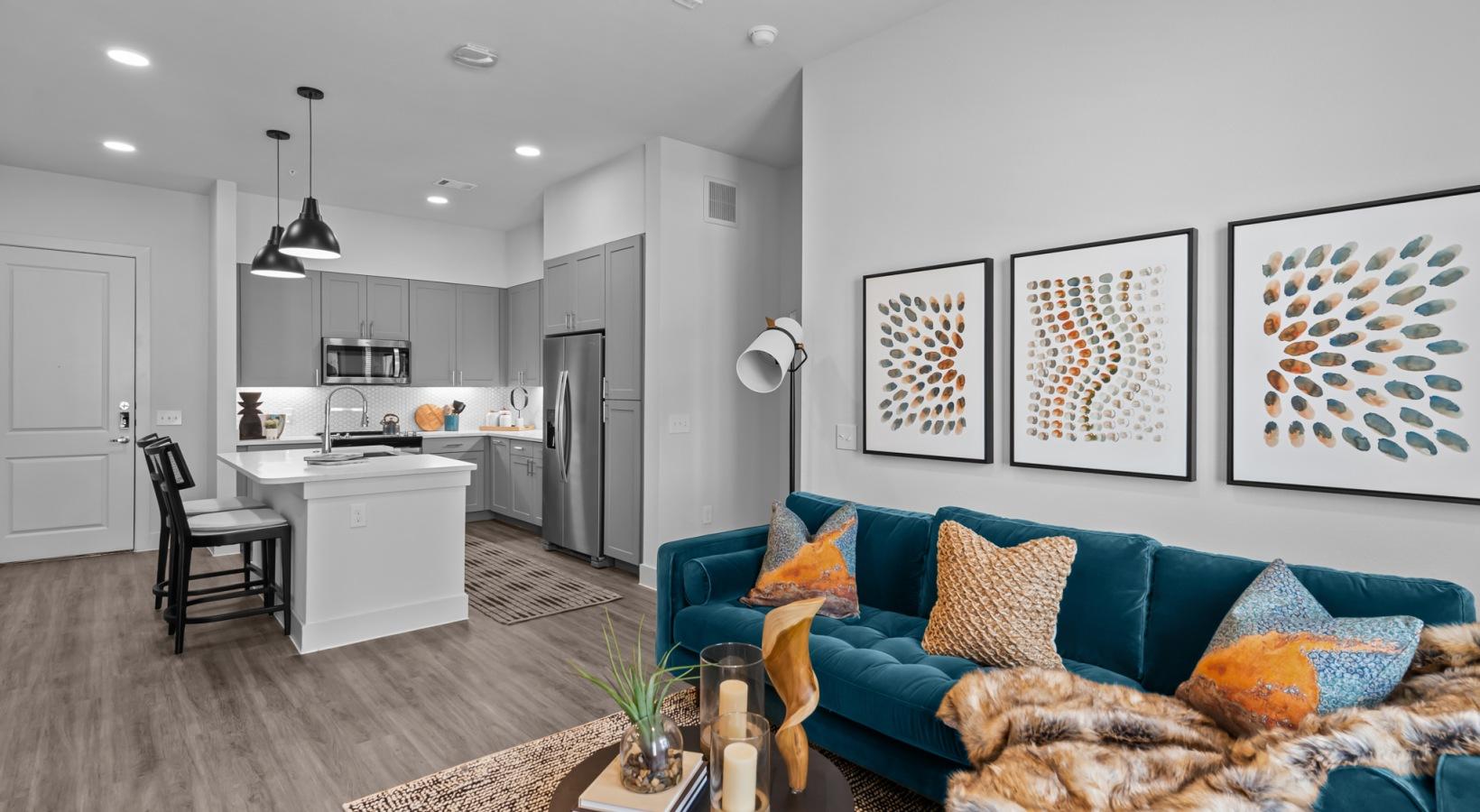 https://cdn.rentalbeast.com/listings/SHOWMOJO-d7412b8074-3.jpg.rbm