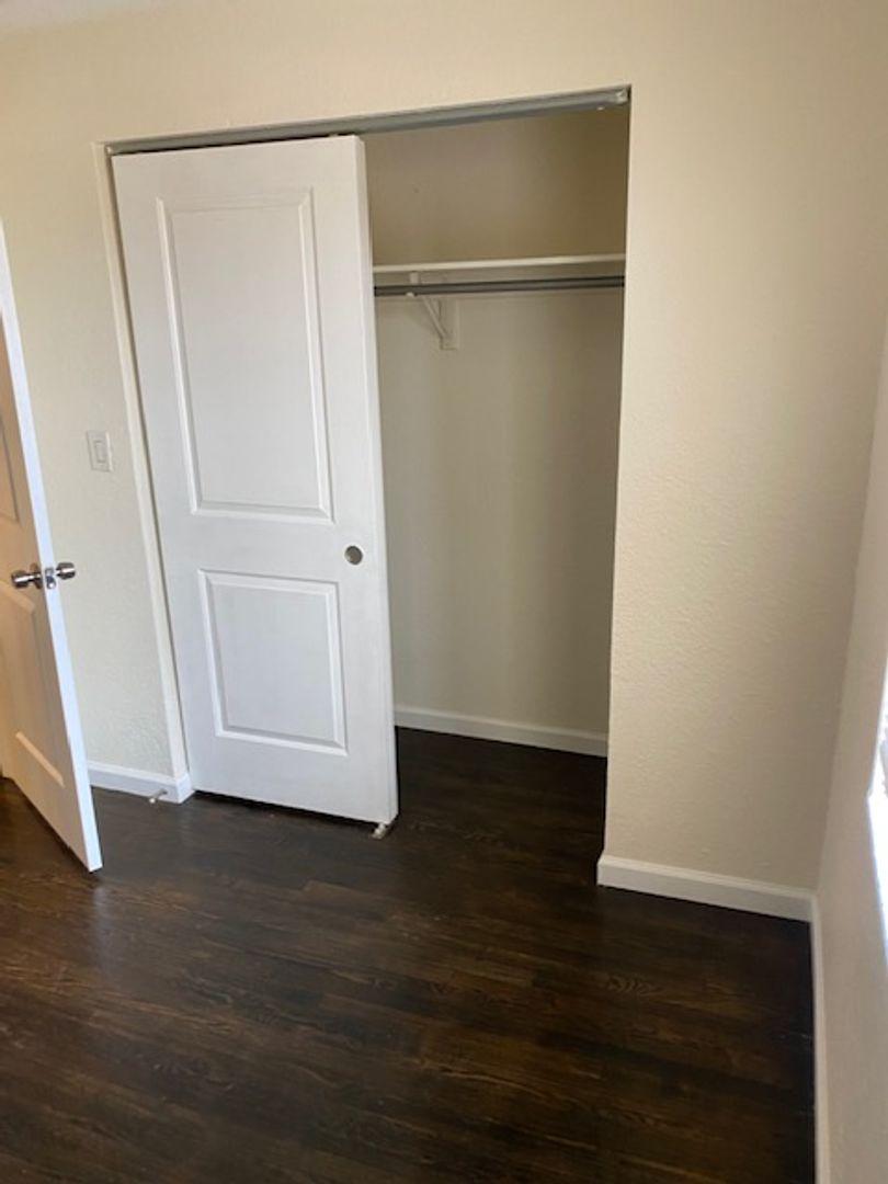 https://cdn.rentalbeast.com/listings/SHOWMOJO-e5166c30cb-3.jpg.rbm