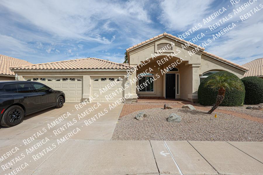 https://cdn.rentalbeast.com/listings/SHOWMOJO-e5402f10a9-2.jpg.rbm
