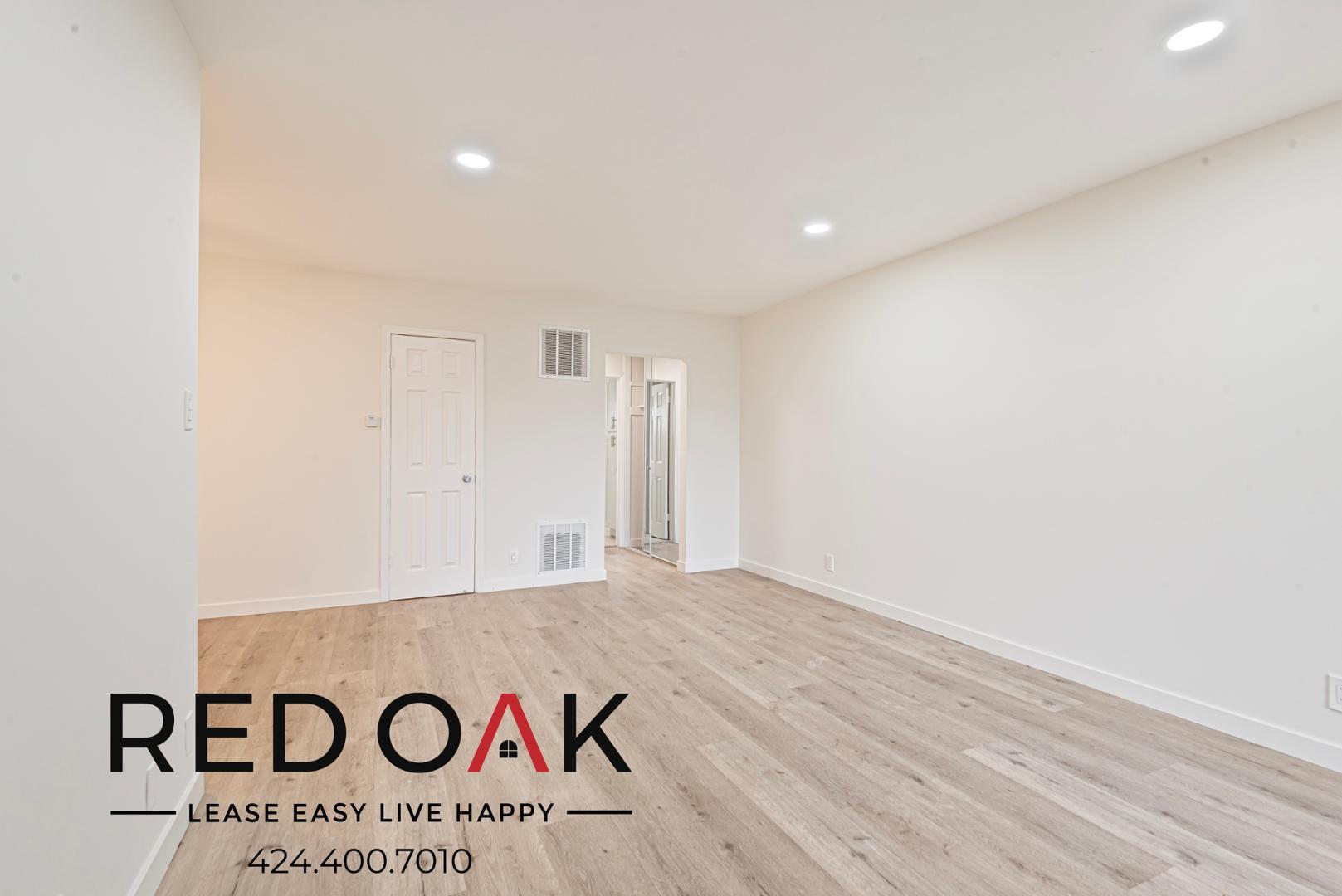 970 Menlo Ave #30 - 2,050USD / month