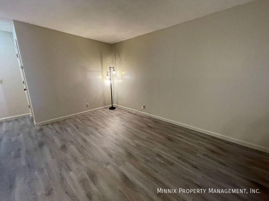 https://cdn.rentalbeast.com/listings/SHOWMOJO-fa252b0009-0.jpg.rbm