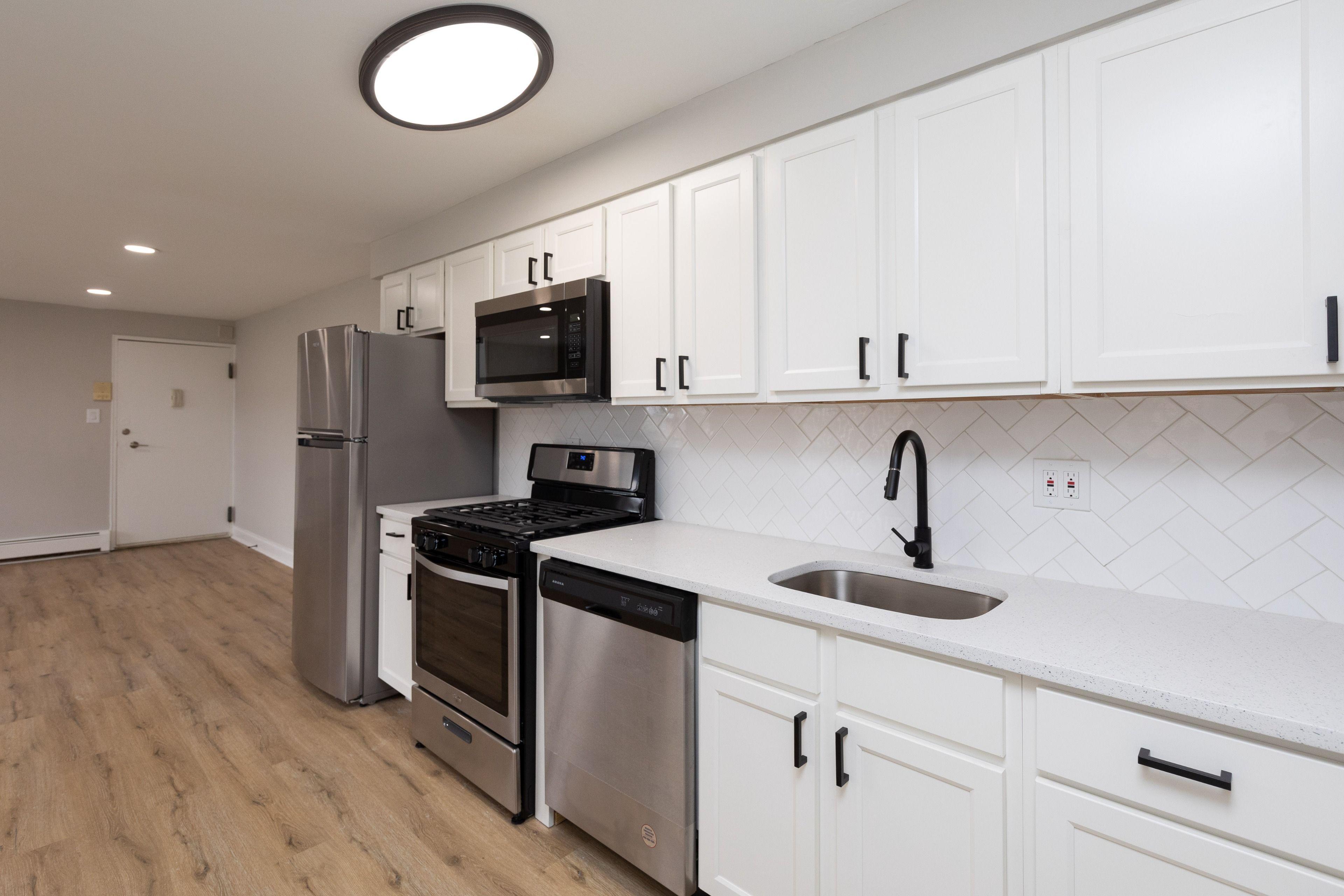 https://cdn.rentalbeast.com/listings/SPHEREXX-6286478637-1.jpg.rbm