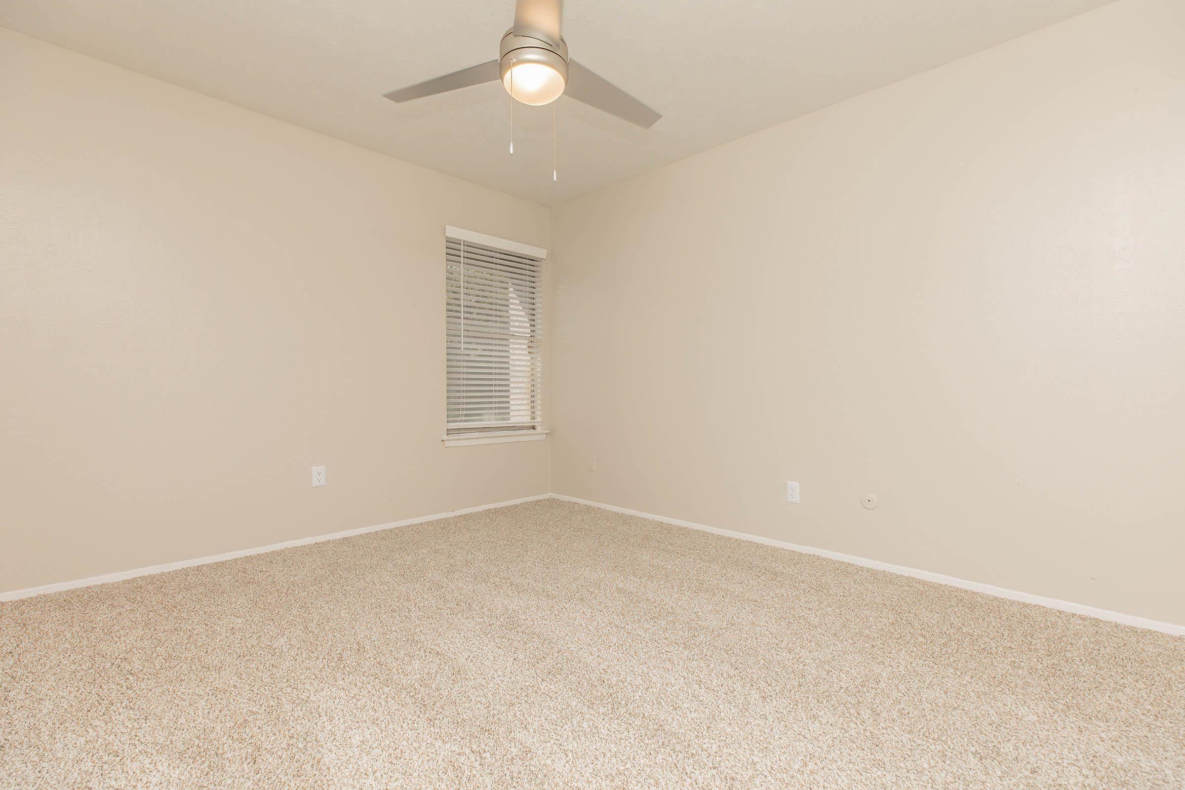 1900 Carl Rd #12-247 - 1,898USD / month