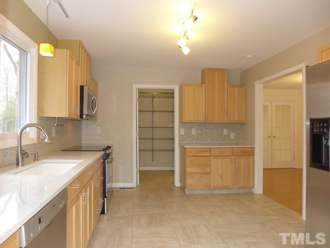 105 Highland Drive photo 10