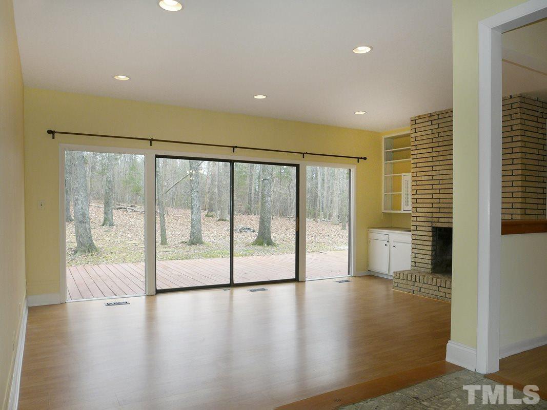 105 Highland Drive photo 3