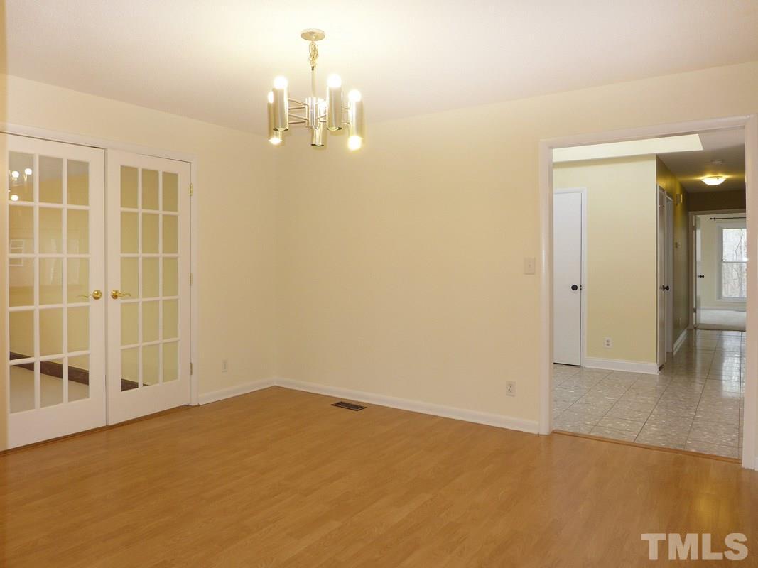 105 Highland Drive photo 7