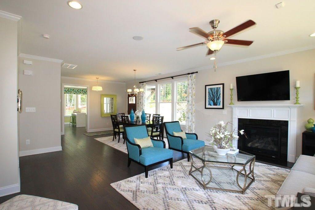 359 Lena Circle photo 3