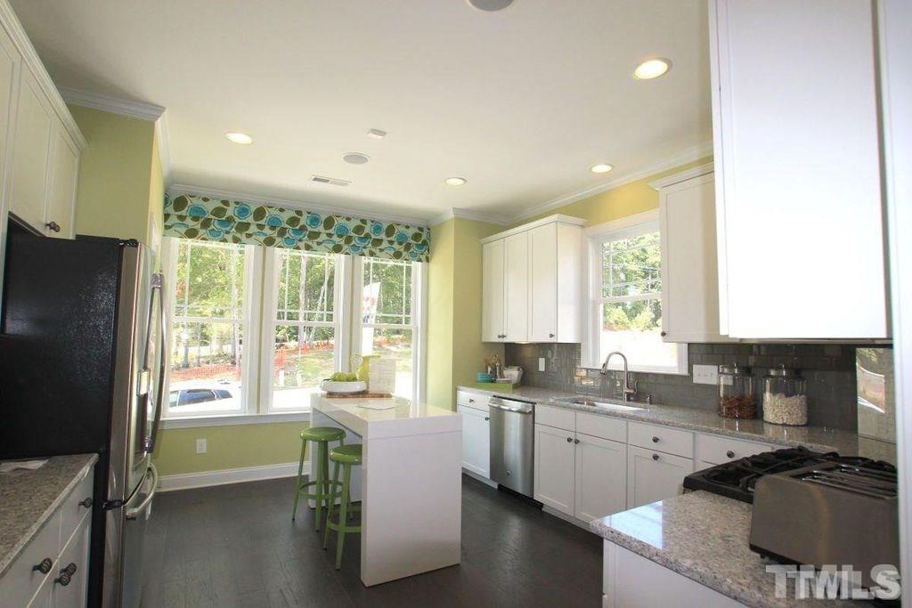 359 Lena Circle photo 6