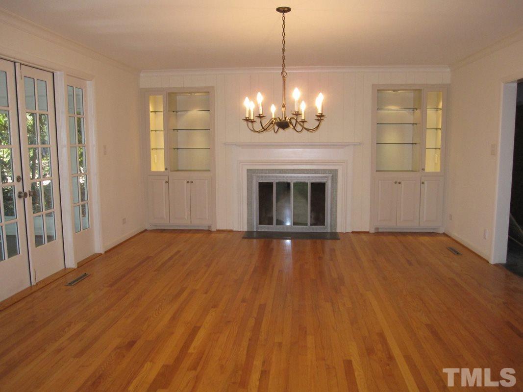 613 Greenwood Road photo 3