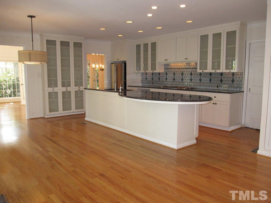 613 Greenwood Road photo 6