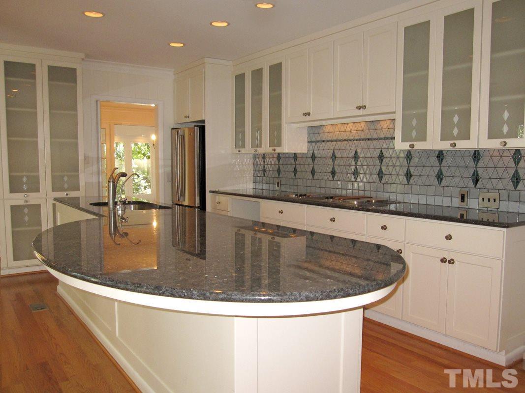 613 Greenwood Road photo 7