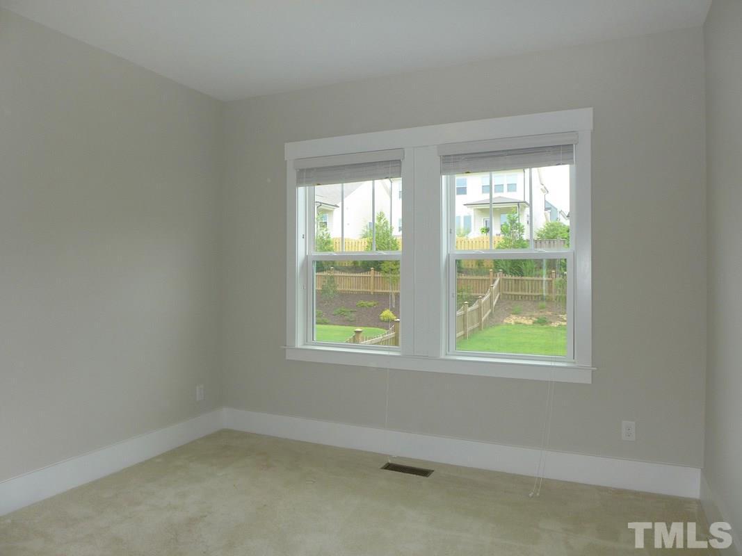 14 Tarwick Avenue photo 16