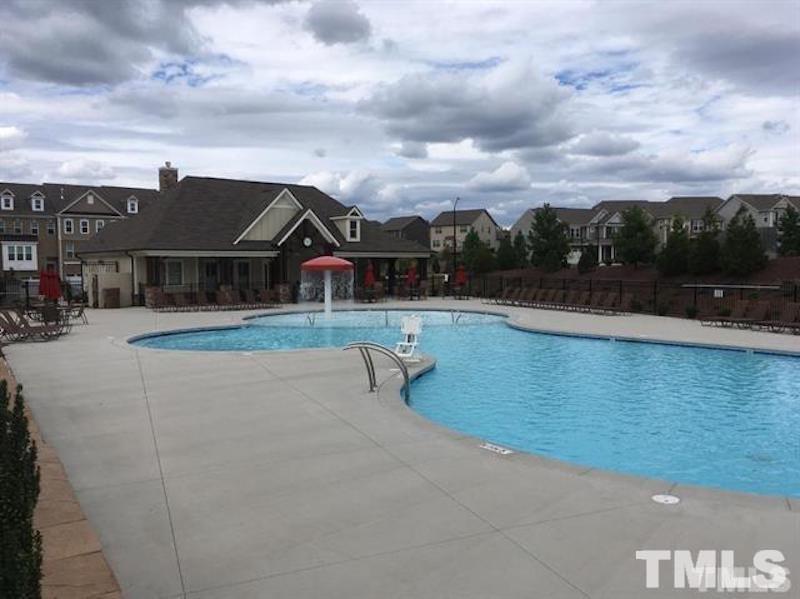 4008 Aldersley Way photo 24