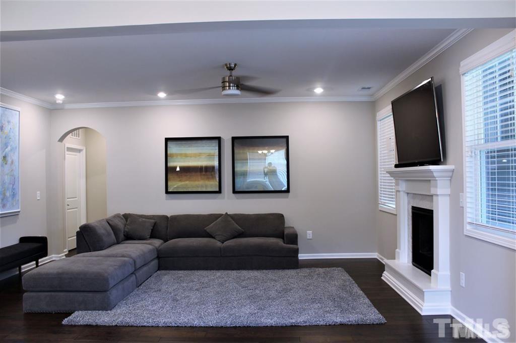 4008 Aldersley Way photo 5