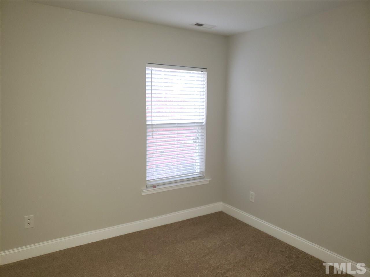 526 Emerald Downs Road photo 14