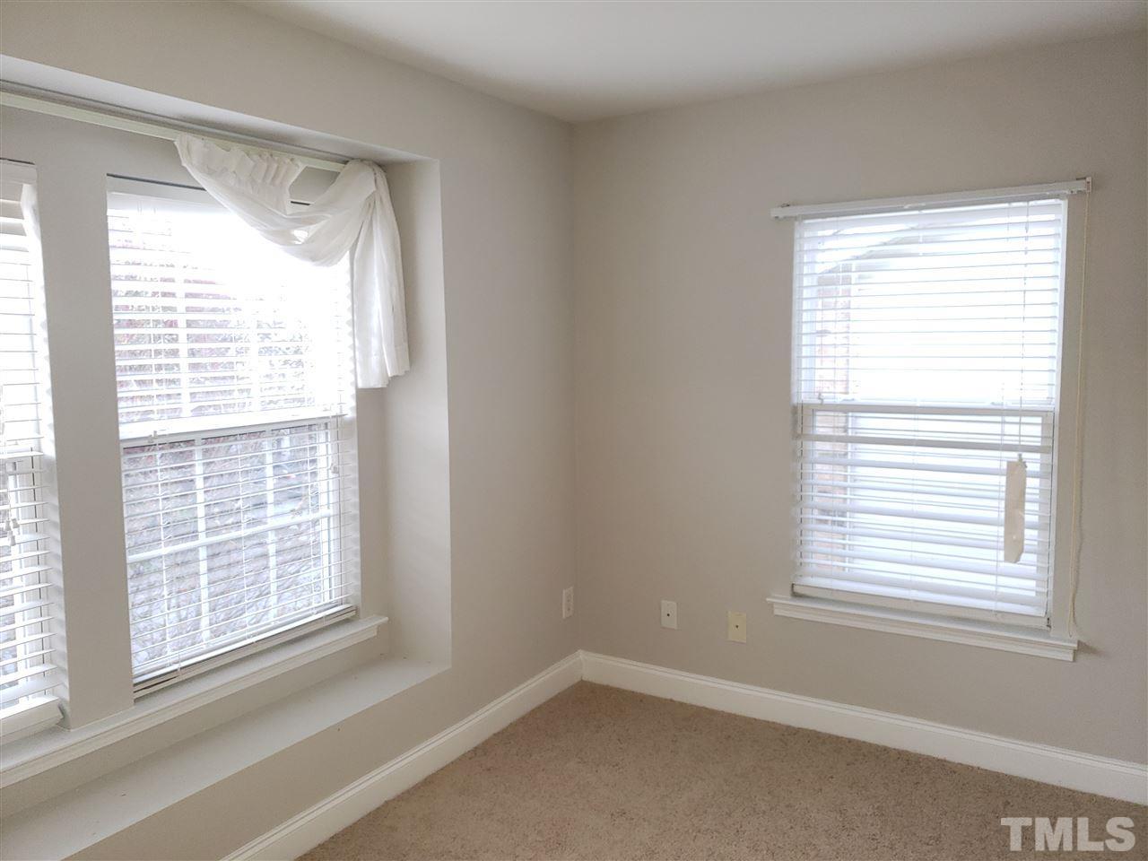 526 Emerald Downs Road photo 17