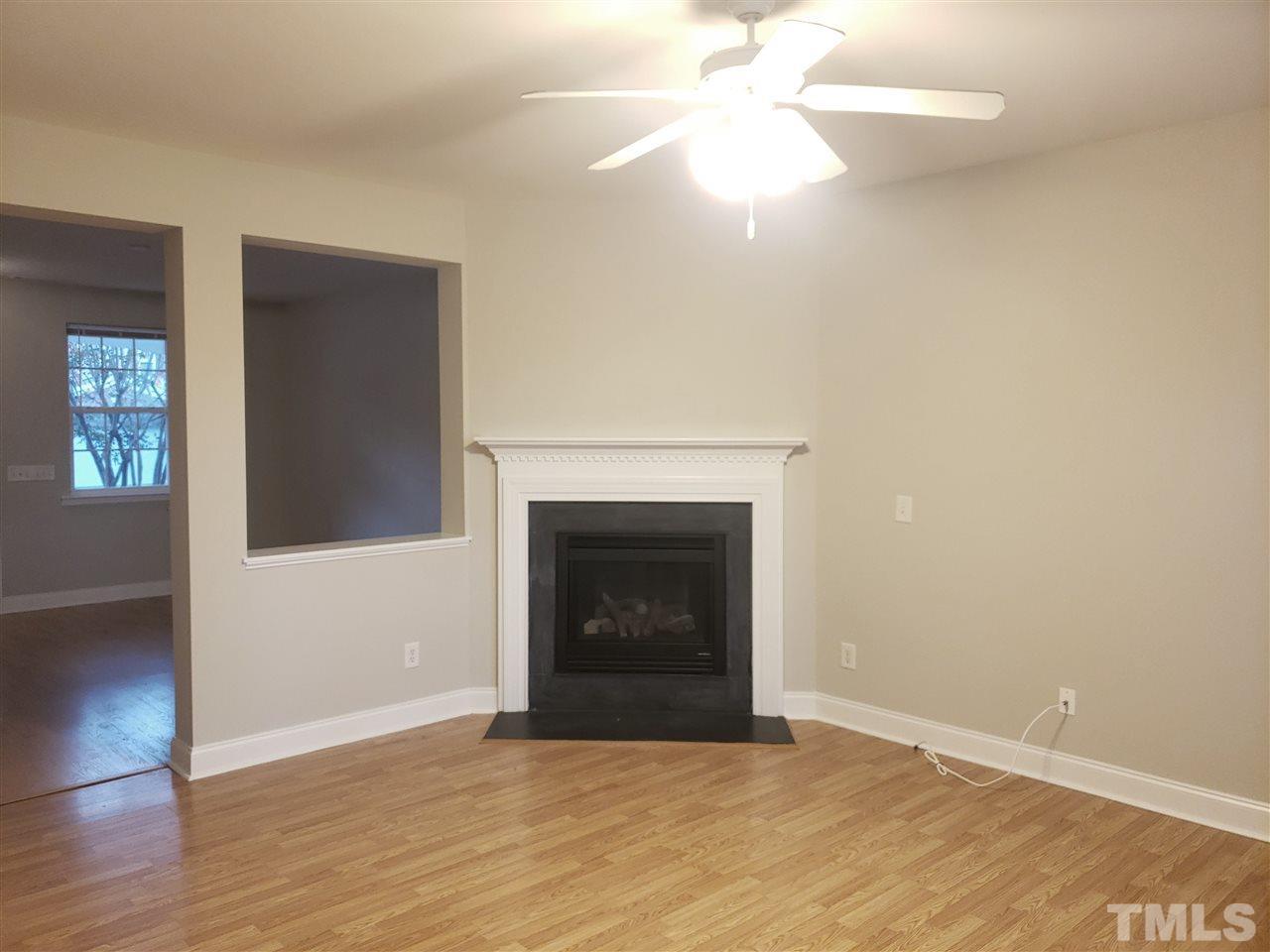 526 Emerald Downs Road photo 4