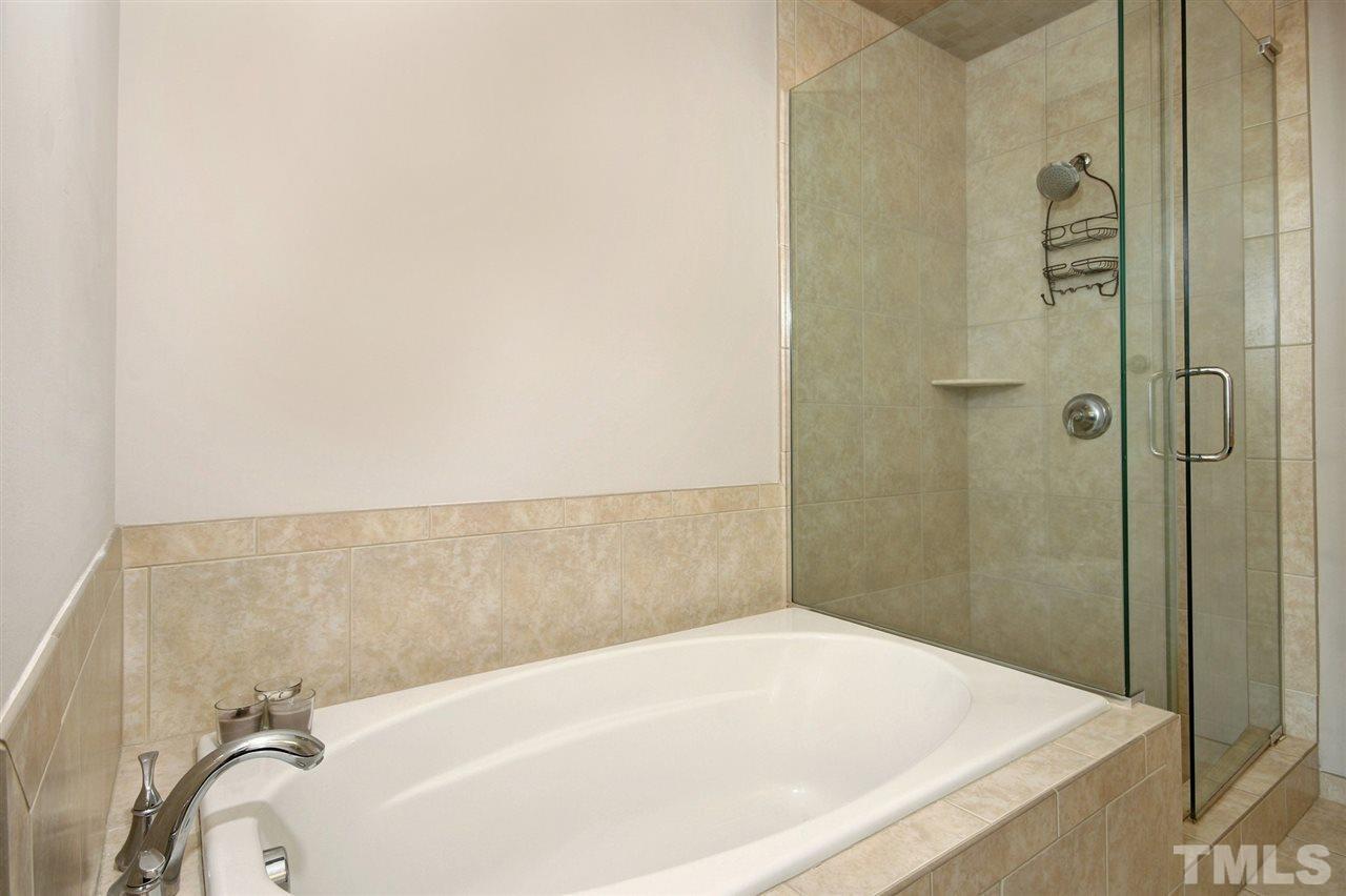 140 W Franklin Street #510 photo 11