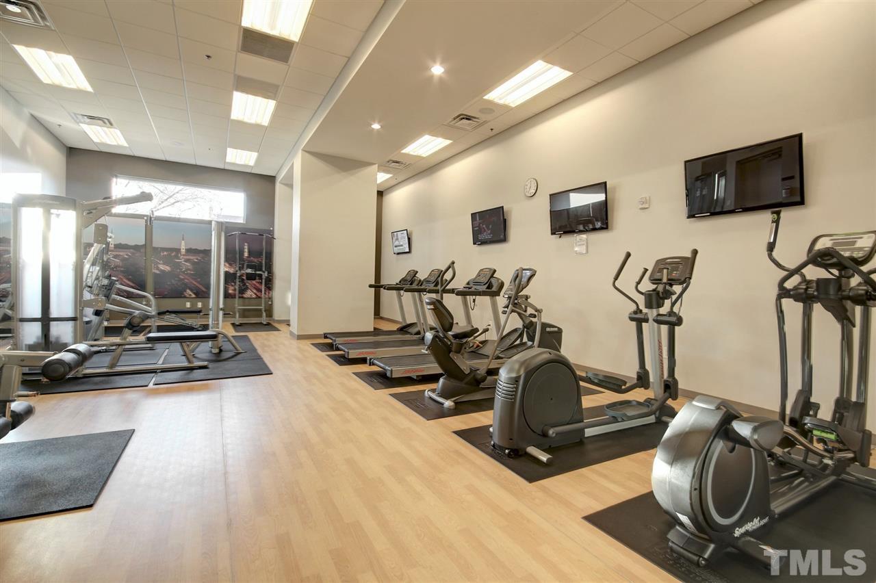 140 W Franklin Street #510 photo 19