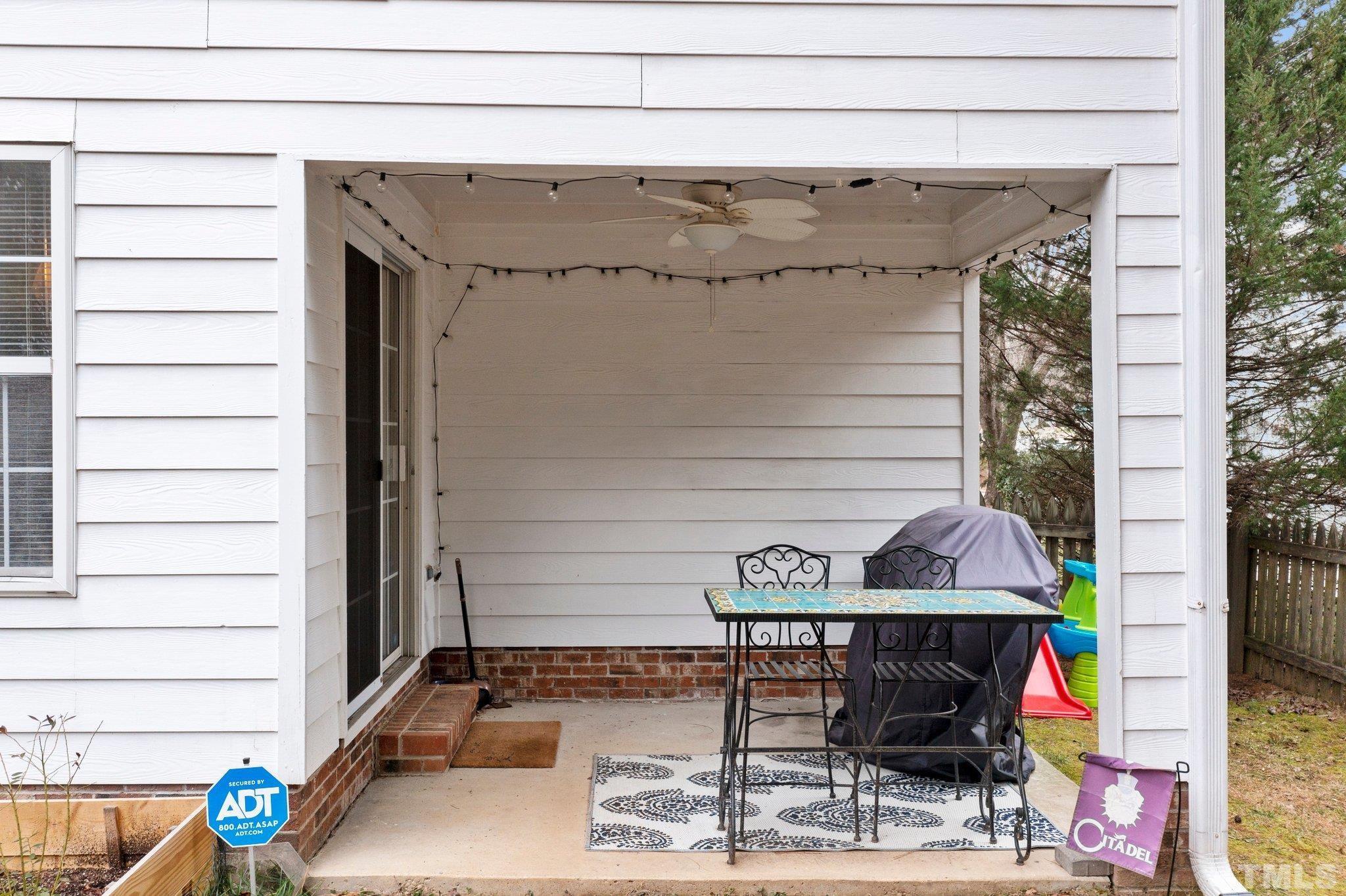 806 Spring Meadow Drive photo 23