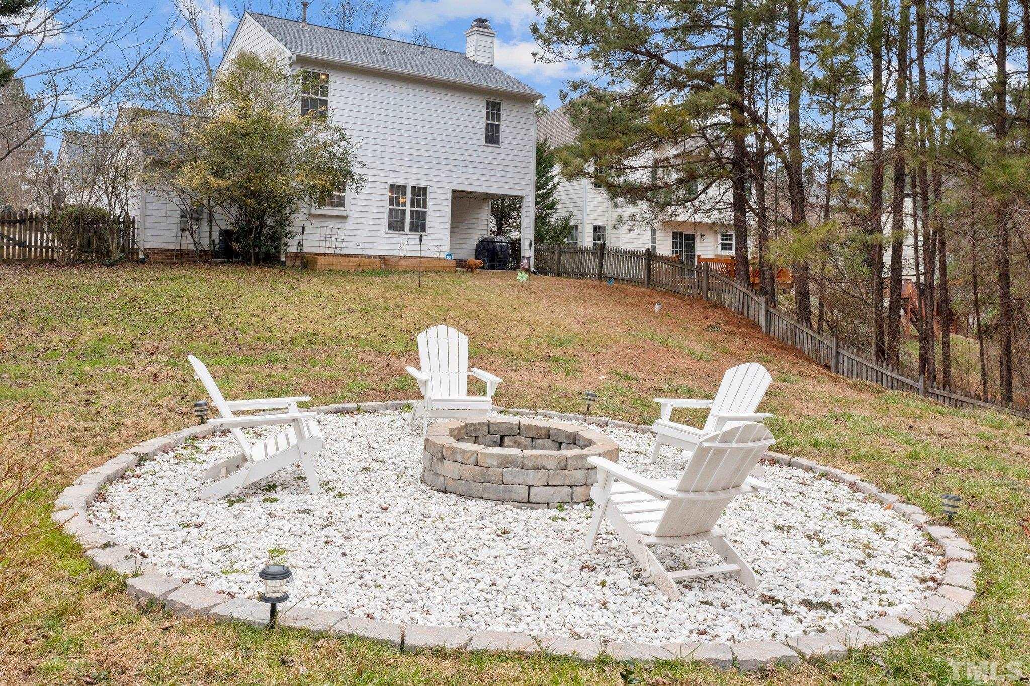 806 Spring Meadow Drive photo 33