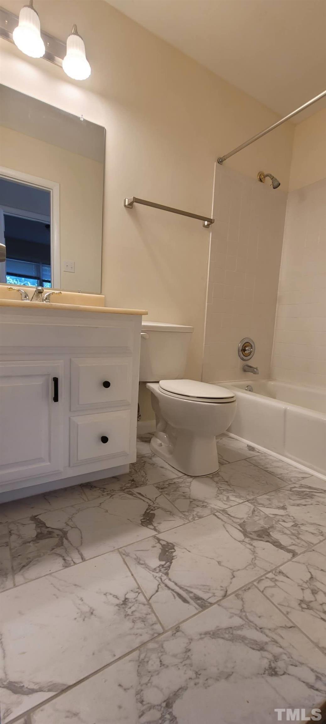 5400 Newhall Road photo 18