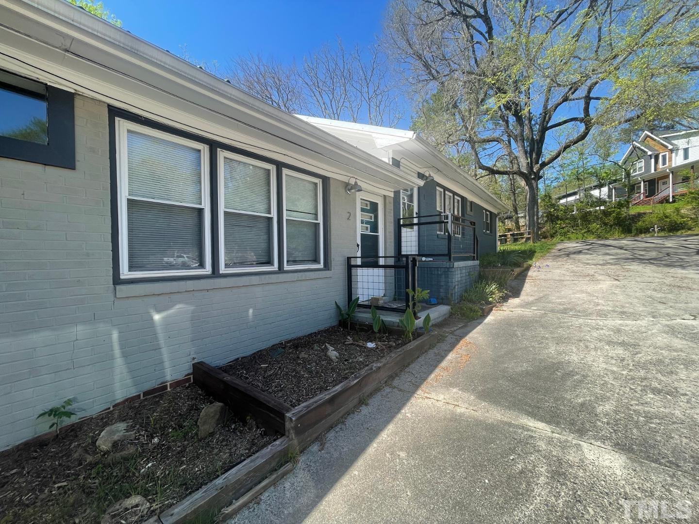 5 howell Street #1 photo 2
