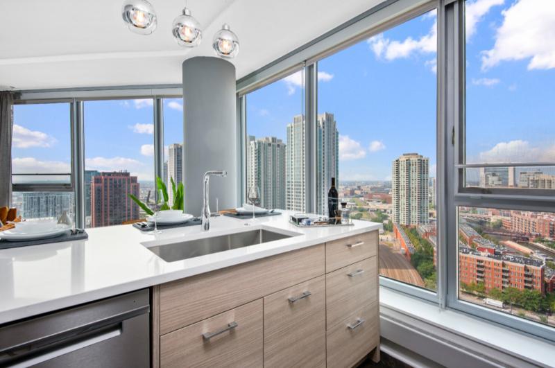 289 North Canal Street - 2,550USD / month