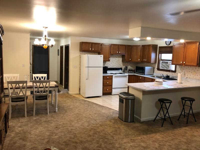 https://cdn.rentalbeast.com/listings/TURBOTENANT-1494414-1.jpg.rbm