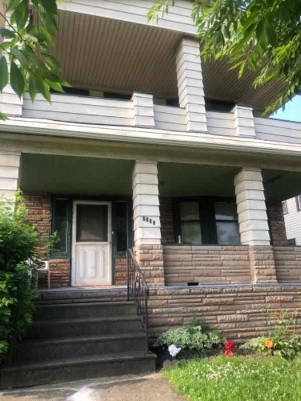 4502 Mcgregor Ave #Up - 1,075USD / month