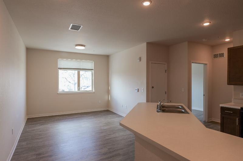 https://cdn.rentalbeast.com/listings/TURBOTENANT-1595868-0.jpg.rbm
