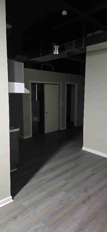1736 E 3rd St #H - 1,200USD / month