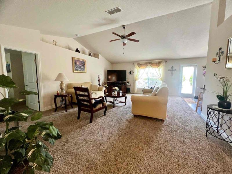 https://cdn.rentalbeast.com/listings/TURBOTENANT-1661514-2.jpg.rbm